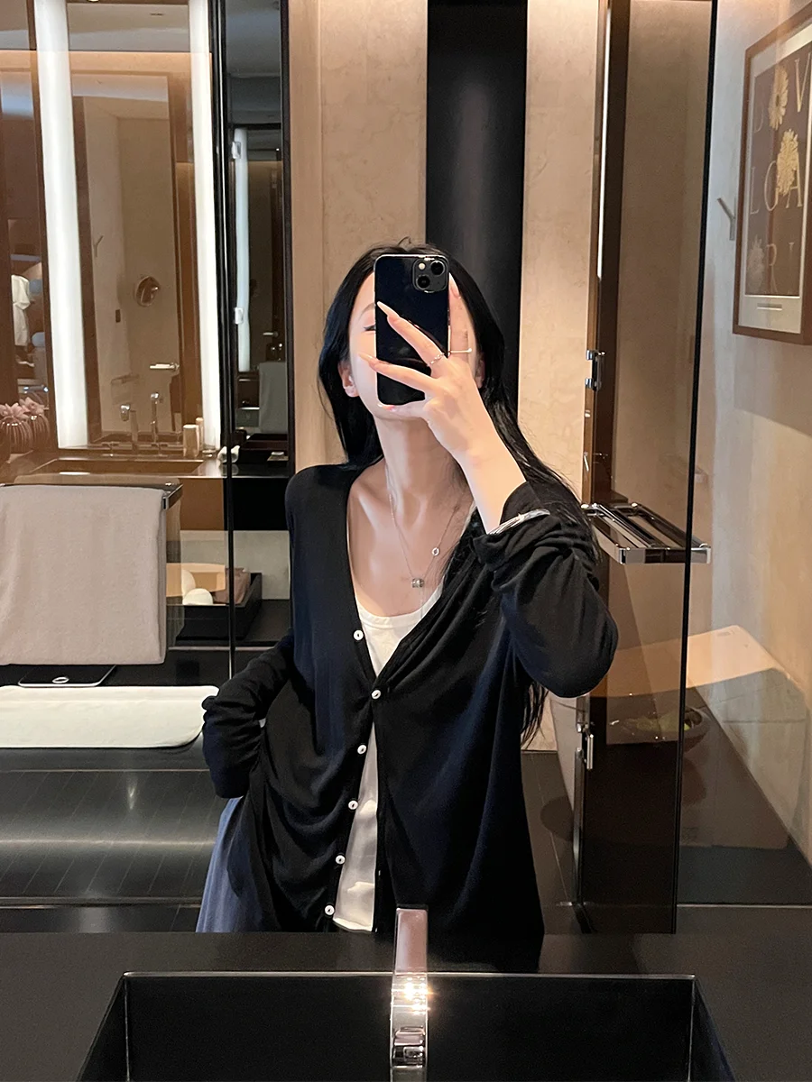 

Bla White V-ne Knitted Cardigan Women's Summer Thin Versatile Sun Protection Air Conditioner Cover up Sweet Sle Long Sl...