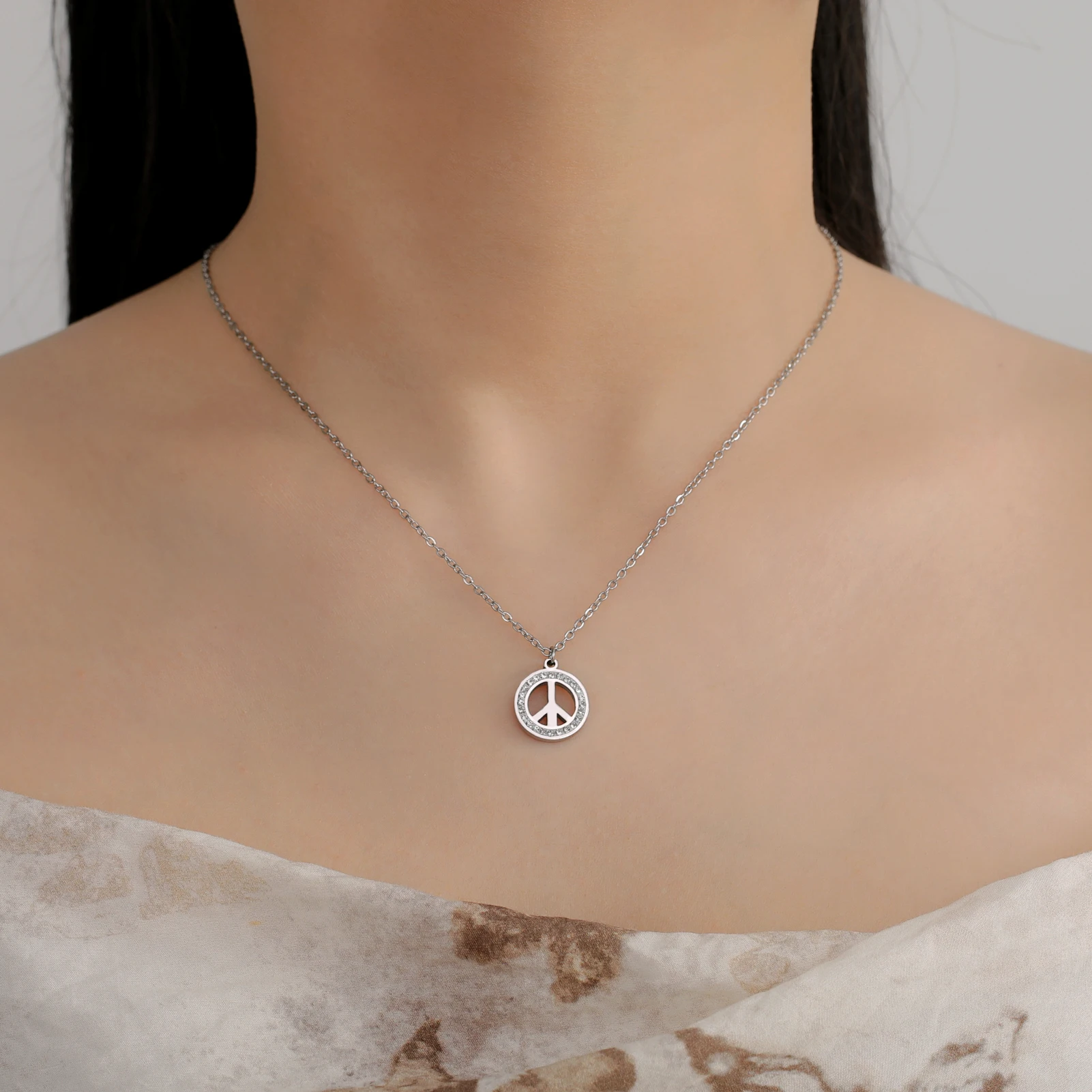 COOLTIME Stainless Steel Peace Symbol Necklace Chain Choker Zircon Round Fashion Pendant Amulet Jewelry Gift Wholesale 2024 ﻿