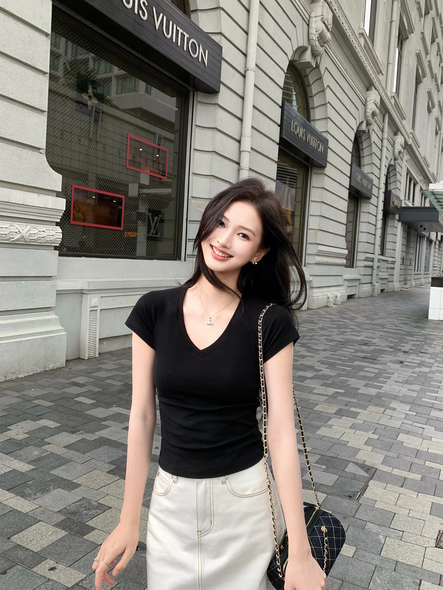 

Pusumede Minimalist V-Neck Short Sleeve Knitted T-Shirt Women's Basic Fit Shoulder Korean Style Casual Cotton Top