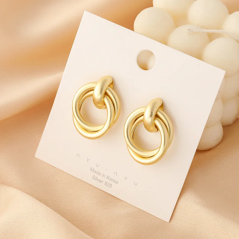 Retro Style Earrings Sold In Circular Shapes Fashionable New Styles Versatile Styles Exaggerated Geometric Earrings For Women\'s