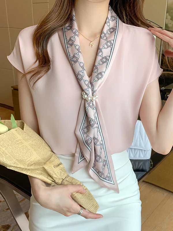 

Pure Color Satin Women's Shirt Sleeveless Slim Fit Luxury Style Original Design Casual Chic Top for Younger Looking
