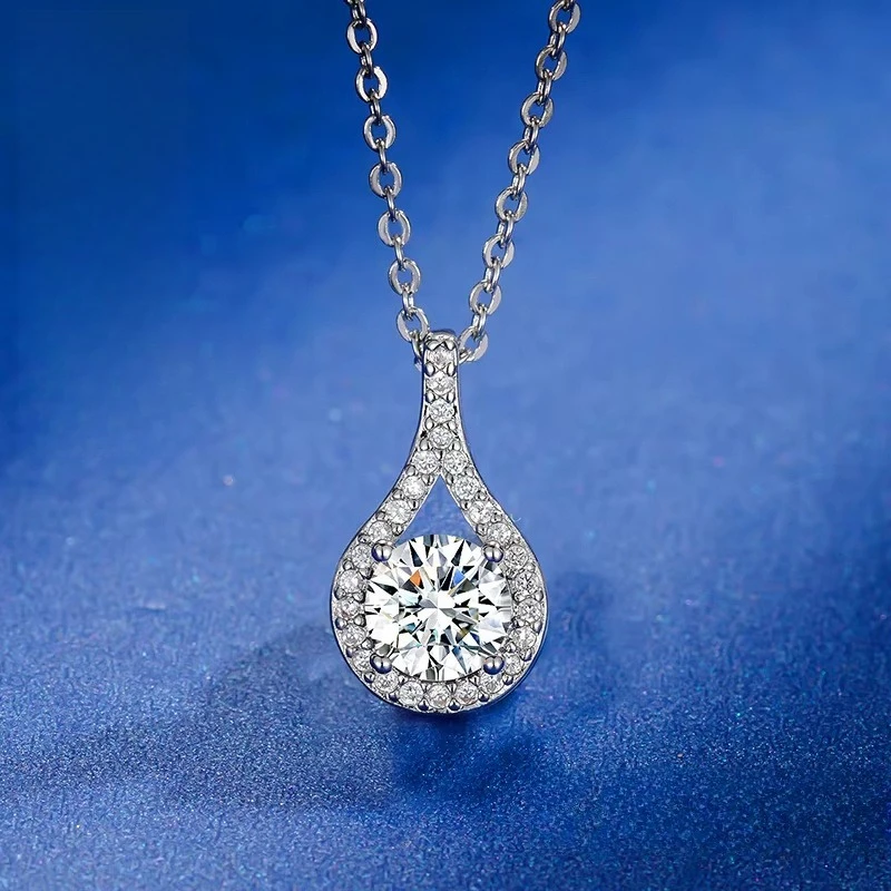 

1pc 0.8Carat Droplet-shaped Moissanite Pendant Necklace, Men's Fashion Necklace, Quality Sparkling Necklace, Gift for The Family