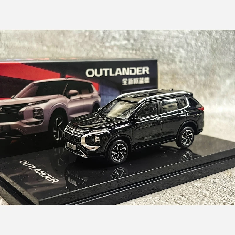 Diecast 1/64 Scale GAC OUTLANDER 2023 2024 SUV Off-road Alloy Car Model Adult Classic Collectible Gift Static Ornaments Toy