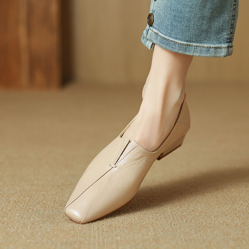 2024 New Arrival Soft Genuine Leather Women Heels Shoes Square Toe Comfortable Fashion Casual Low Heel Shoes Four Seasons Shoes