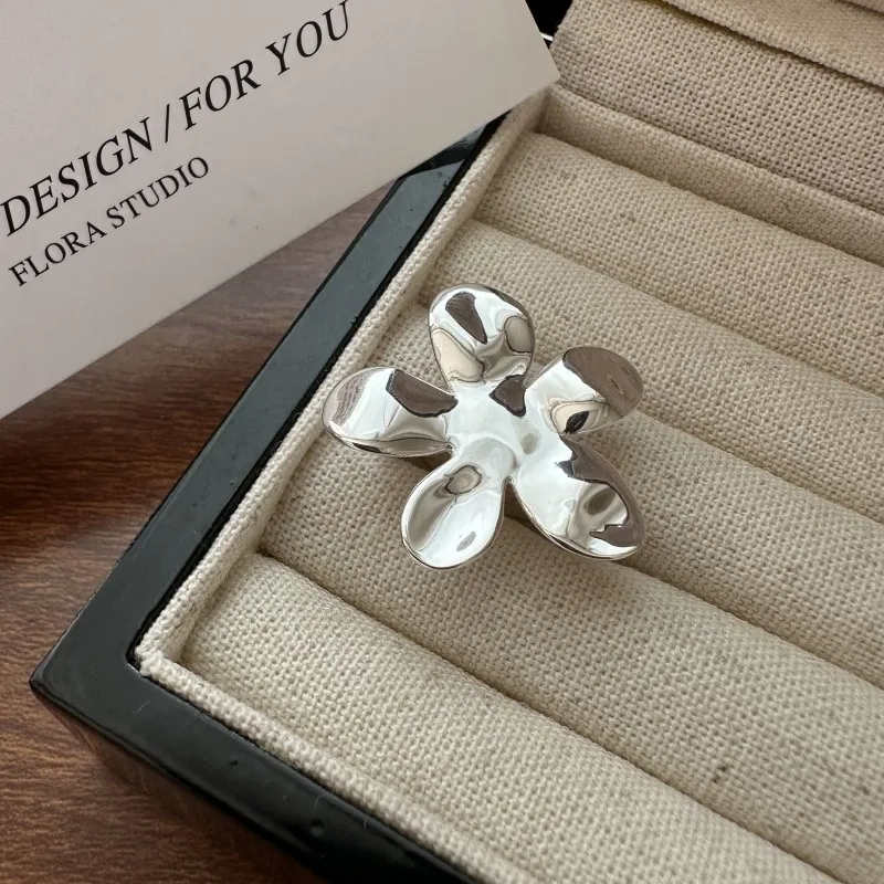 New in 925 Sterling Silver Big Flower Women's Rings Wedding Engagement Luxury Designer Jewelry Accessories Jewellery Moneys 925