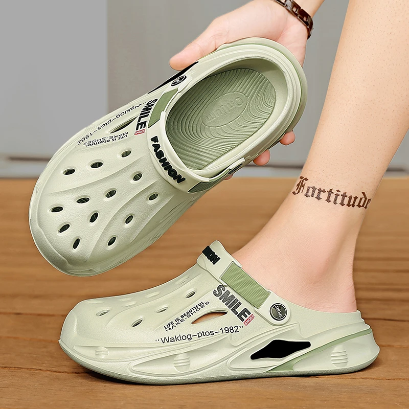 

2025 Summer Outdoor Sandals Men Beach Casual Shoes 2025 New Men Massage Slippers Slides Light EVA Soft Sole Men's Slippers