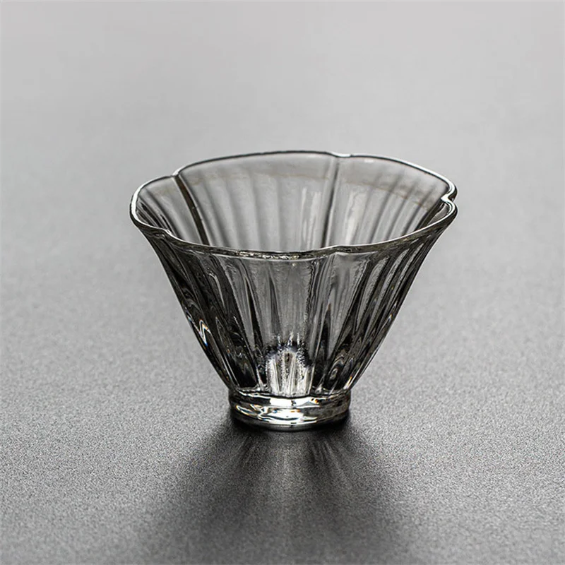 Japanese Style Flower Shape Small Capacity 40ml Clear Kung Fu Glass Tea Cup Glass Cup Teacup Teaware Accessories