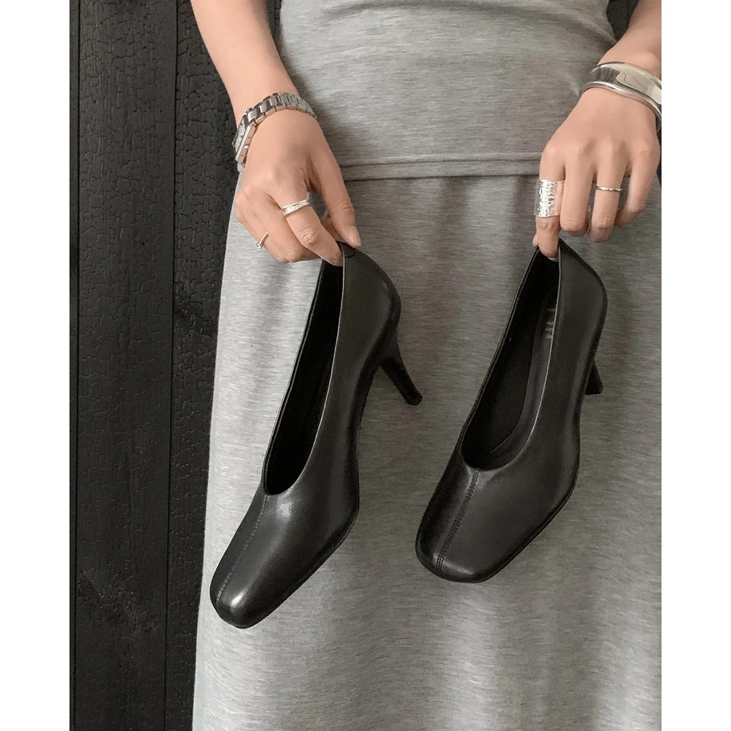 

Fashion Women Summer Sexy Pumps Elegant Thin Heels Genuine Leather Round Toe Woman Shoes Office Shoes Dress Party Size 34-41