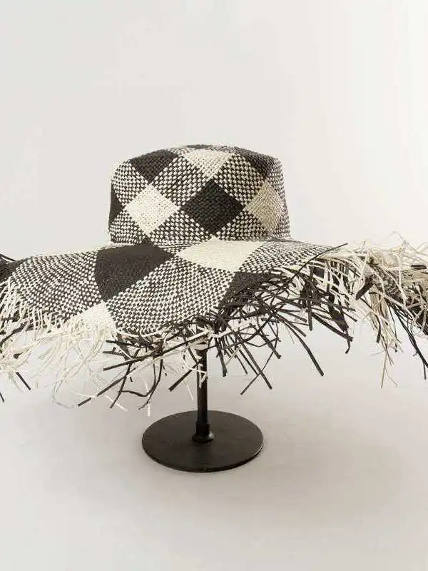 nueva-gorra-de-primavera-verano-color-gris-negro-y-blanco-diseno-geometrico-estilo-elegante-unisex-ala-ancha-parte-superior-plana-para-todas-las-temporadas