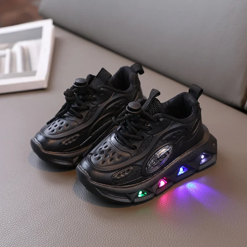 2023 Child Fashion Sport Shoes Summer Luminous Fashion Breathable Kids Boys Net Shoes Girls LED Sneakers Light Running Shoes