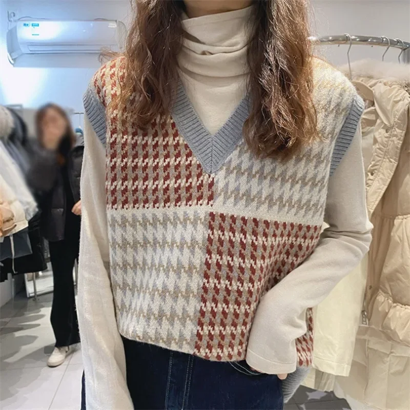 

Vintage Knitted Women's Vest Plaid Sweater Vest 2024 New Korean Style Loose Outer Wear Collar Contrast Color