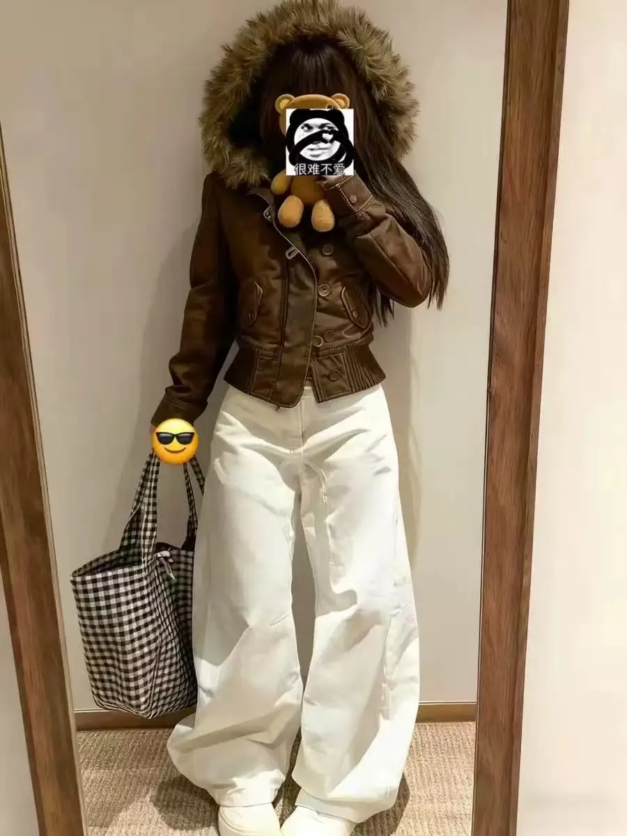 La giacca invernale SLE vintage può ospitare la fodera marrone FCE JAET da donna slim e con bottoni in pelliccia e cerniera lunga con cerniera lunga