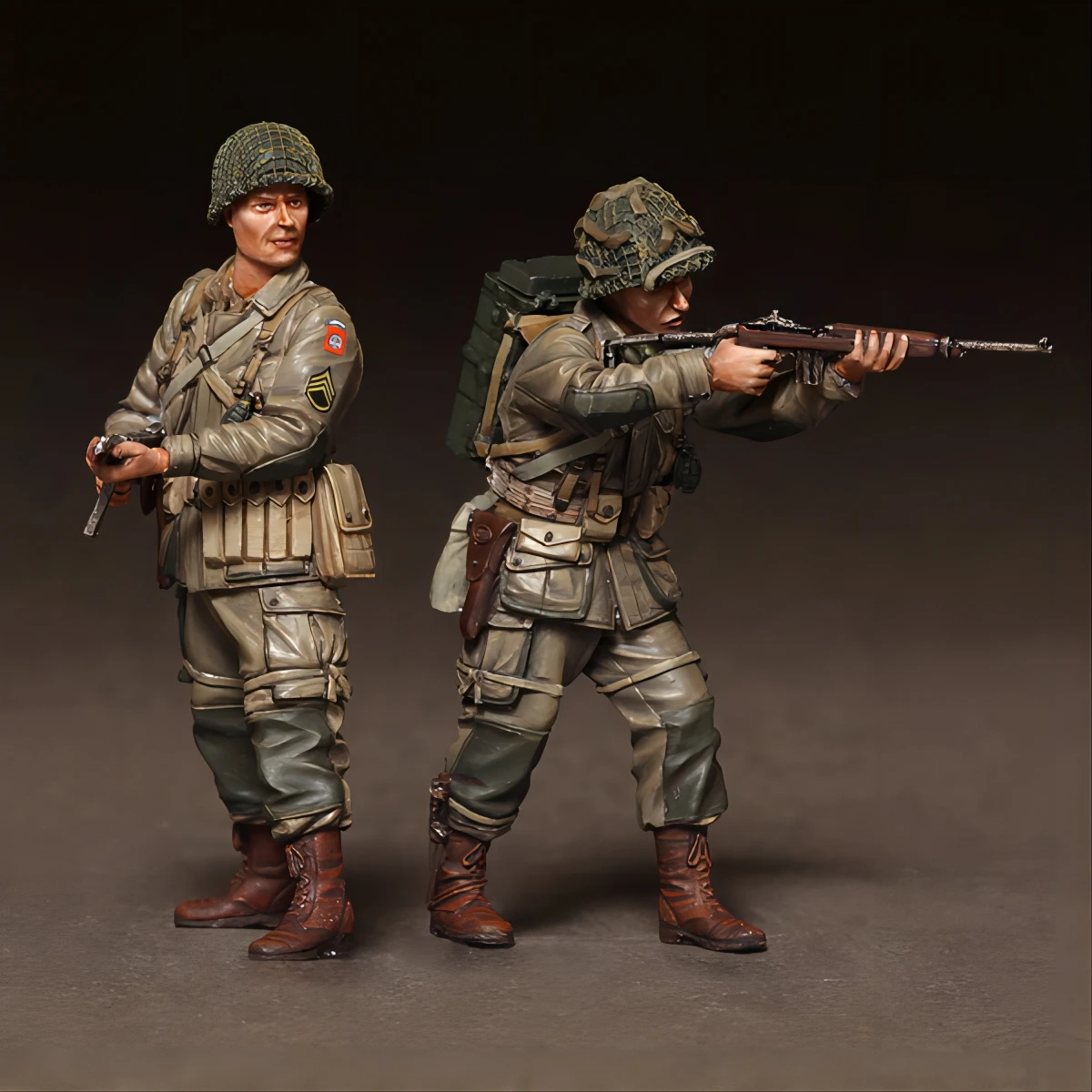 

1/35 Resin figure military model kit, military theme, World War II soldier, unassembled and unpainted GK