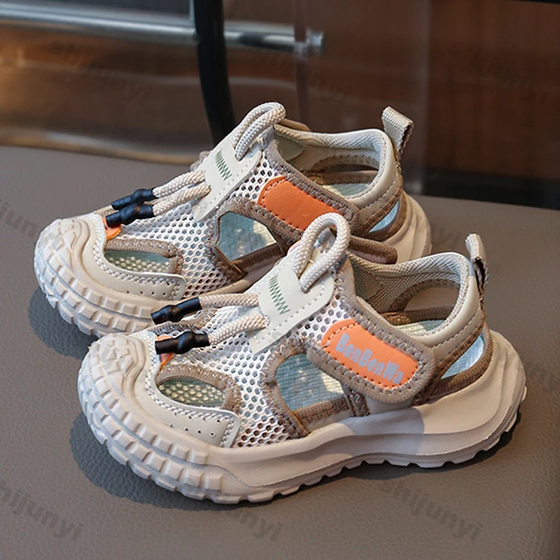 

Children's Sandals 2025 Summer New Hollow Breathable Soft Sole Non Slip Boys Sports Shoes Lightweight Comfortable Fashiona Flats