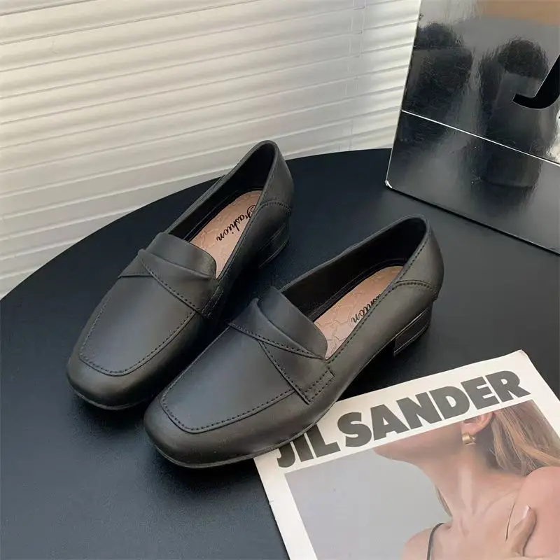 المرأة ساحة تو أحذية كعب منخفض لينة وحيد عدم الانزلاق الضحلة الانزلاق على أحذية عمل مقاوم للماء أحذية ركاب خفيفة الوزن أحذية المطر