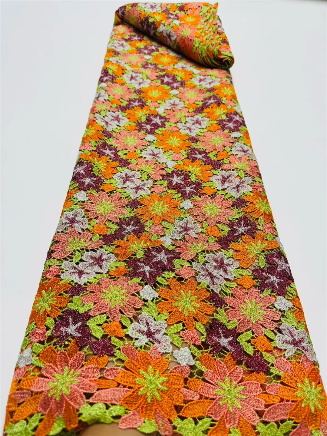 

Африканский гипюровый шнур, кружевная ткань для женщин, нигерийская вышивка, водорастворимое кружево для шитья, свадебное платье, 2026, новейшее