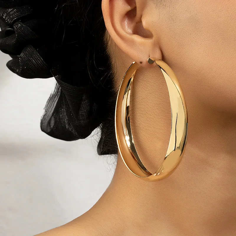 Exagerado Glossy Metal Geometric Hoop Earrings para Mulheres, Acessórios de Ear Jewelry, Festa, Feriado, Simples, OL, Moda, AE086