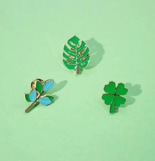 

Green leaf brooch, couple's personality, ins trendy metal badge, handbag decoration