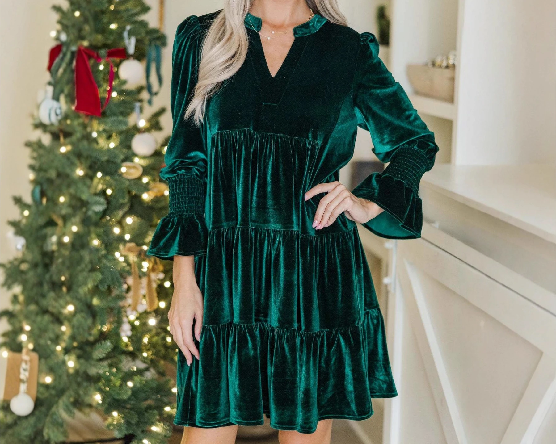 長袖ワンピース ショートスカート 2025 秋冬新作 ベルベットケーキドレス