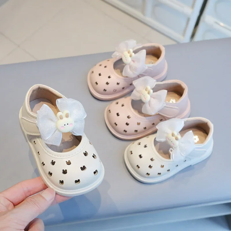 Girls Flat Shoes with Cute Bow Kids Princess Shoes Round Toes 2025 New Fashion Children Flat Shoes with Rabbit Hollowed Sweet