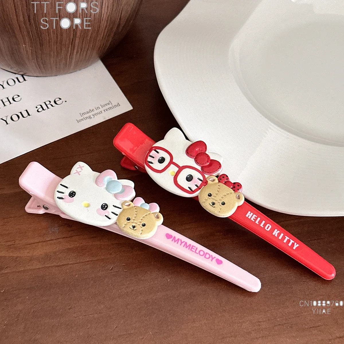 サンリオ ハローキティ ヘアクリップ かわいい女の子用ヘアアクセサリー 子供と赤ちゃん用 愛らしいアニメ漫画ヘアクリップ ホリデーギフト