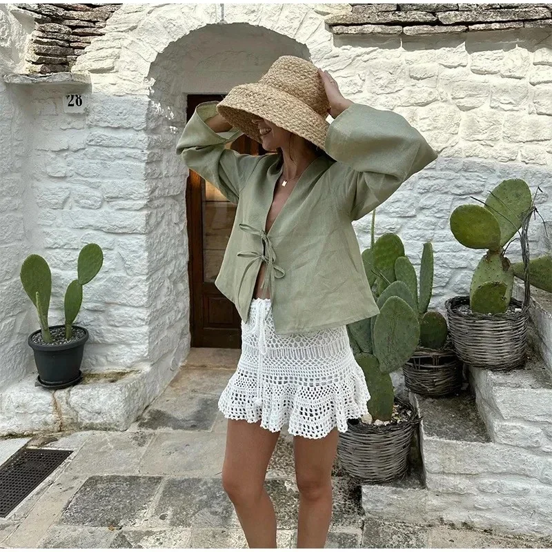 Рисунок 6 - Новинка 2026: белые укороченные блузки для женщин