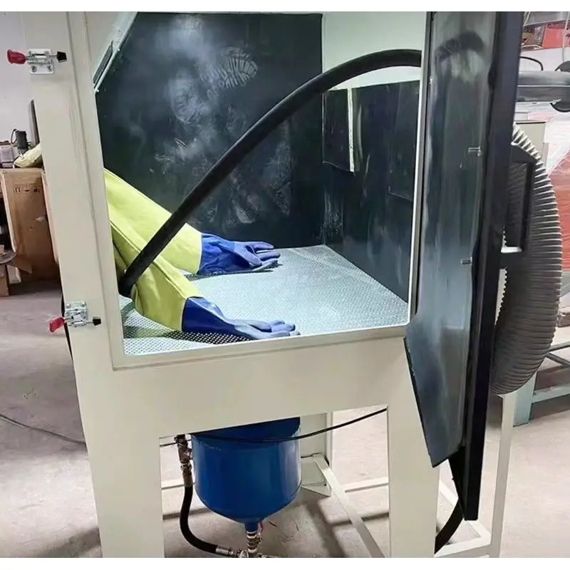 High pressure manual sandblasting machine, small abrasive workpiece surface treatment sandblasting machine