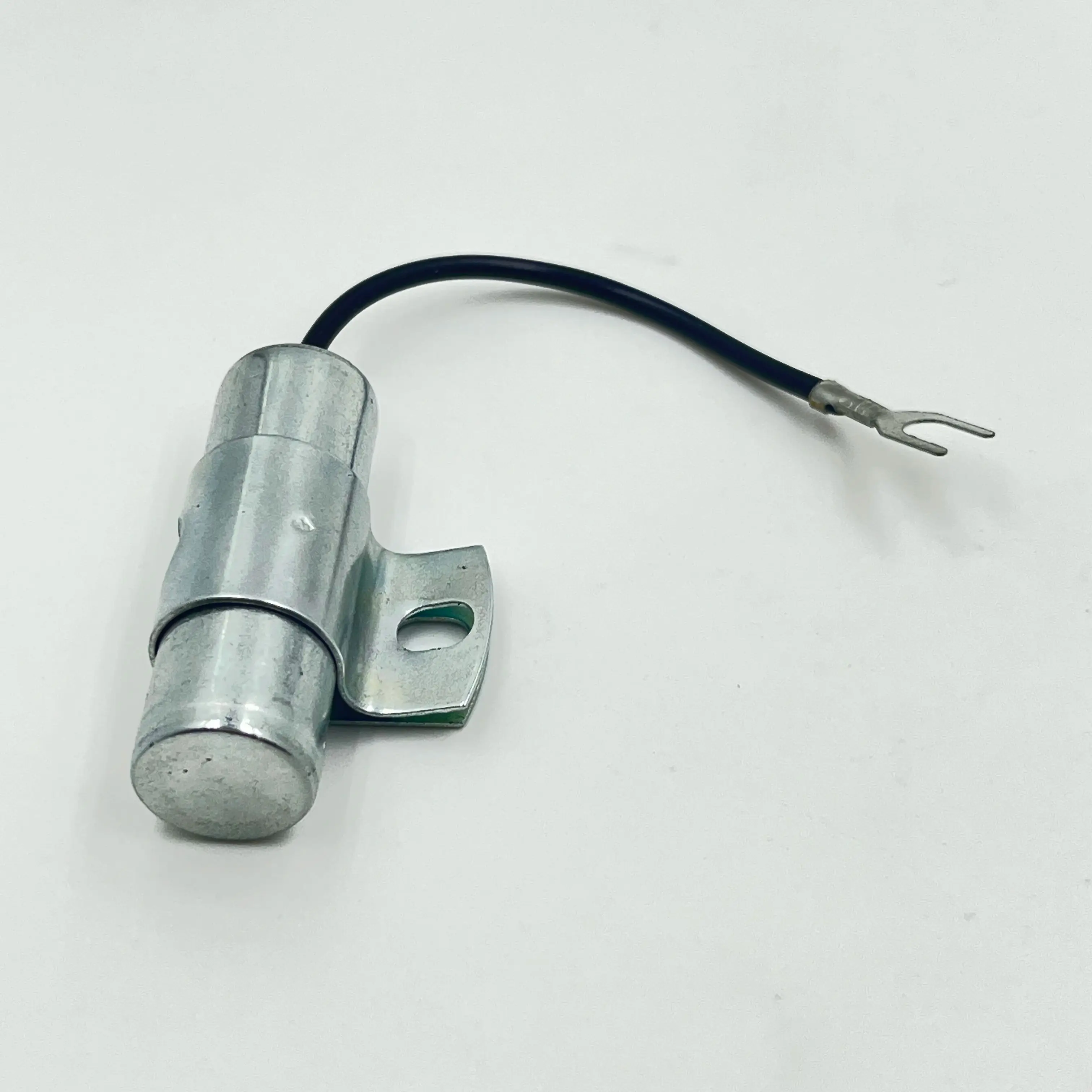 Ignition Condenser 353903R1 353903R92 159770A fits White 2-78 4-78 Oliver Tractor 1550 1650 1750 Minneapolis Moline G750