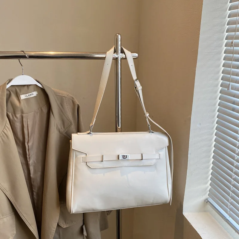 

2025 New Soft Leather Handbag - Large Capacity Multi-Way Purse, Stylish Casual & Commuter Bag with Adjustable Strap