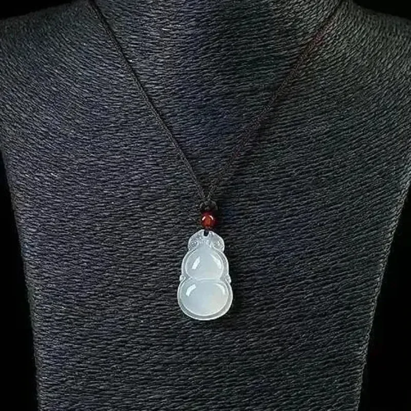 Natural Agate Ice Chalcedony Gourd Pendant for Men and Women