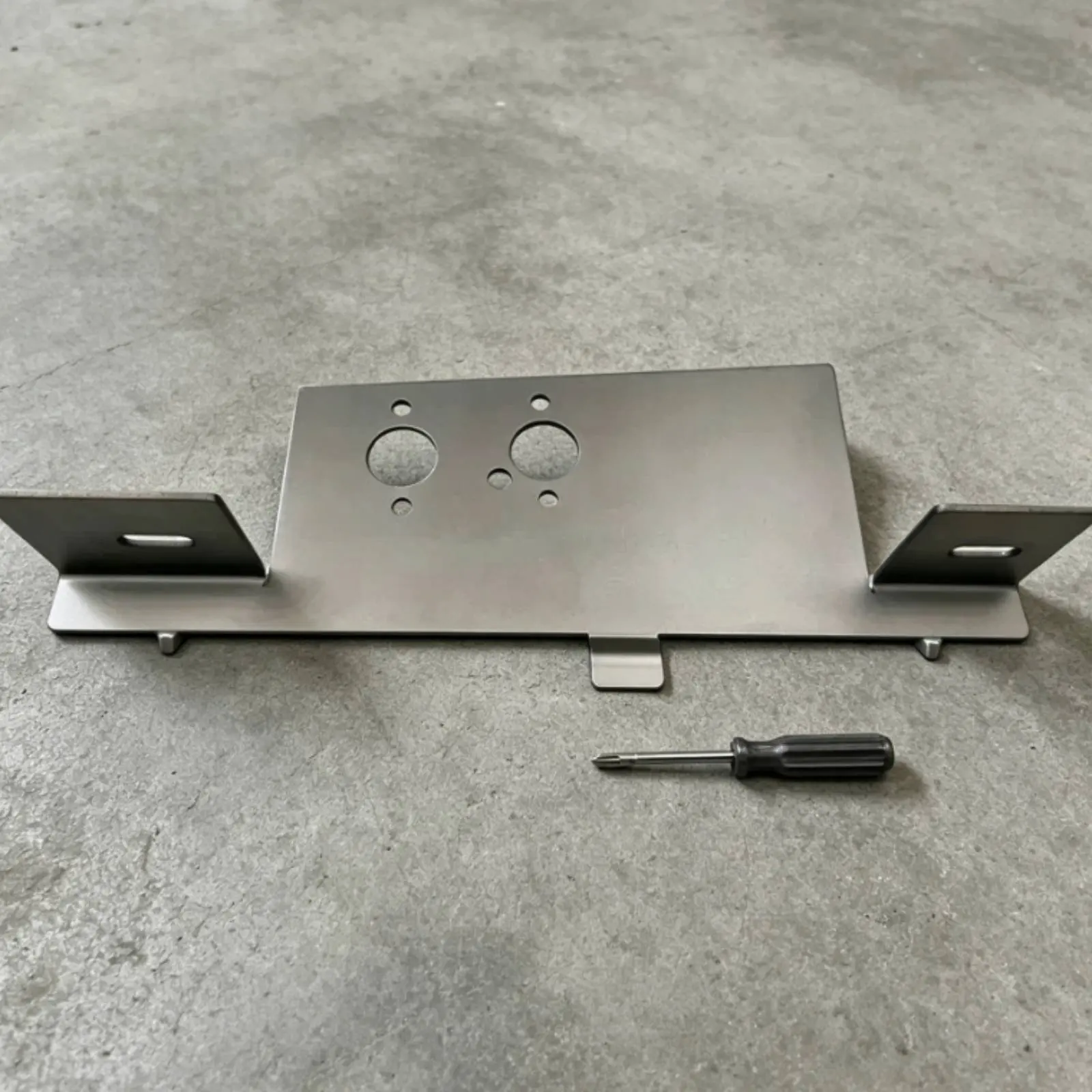 Fuel Heater Mounting Plate Thickened Parking Heater Bracket Wall Mount Base Bracket Pre Drilled Holes Vehicle Heating Parts