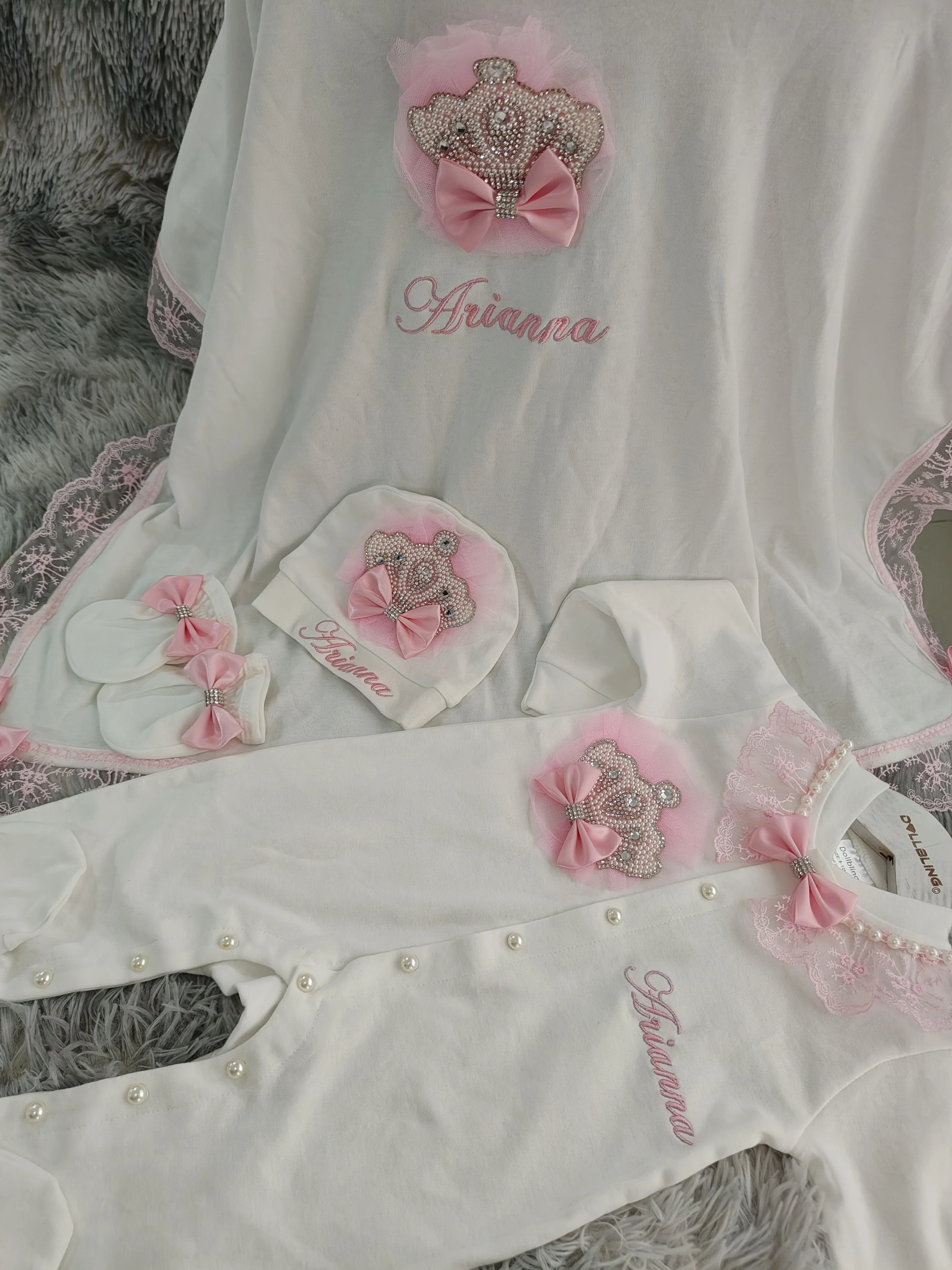 Exquisite Lace Patchwork Baby Romper 4 Piece Set Crown Embroidery Personalized Newborn Footed Jumpsuit