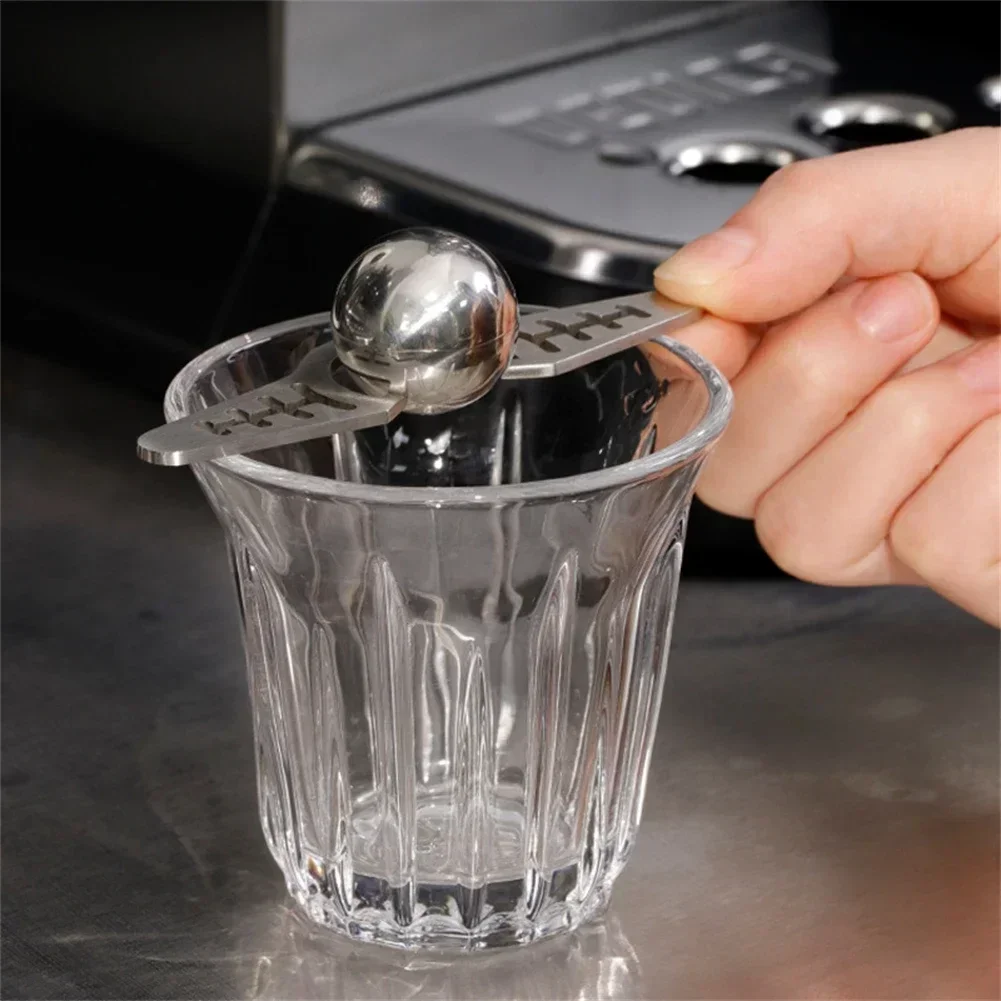 

Stainless Steel Espresso Coffee Ice Cube Ball Whiskey Chilling Stone With Holder Ice Ball With Rack Coffee Ice Cube 9.5x2.9cm