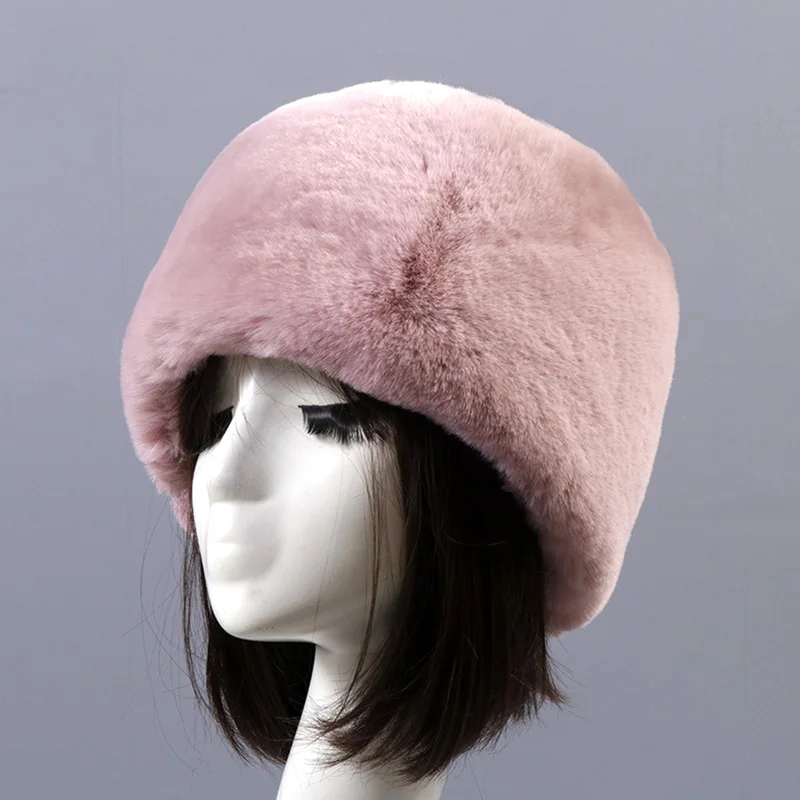 Chapeaux à oreillettes de ski doux pour femmes, fausse fourrure de lapin, style cosaque russe, bonnet plat rond chaud, équipement de sauna féminin, mode d'hiver