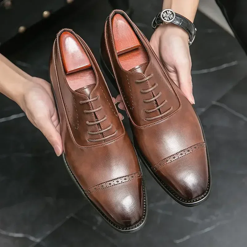 Sapatos Oxford de couro genuíno masculino, Handmade Brogue, Sapatos De Casamento De Luxo