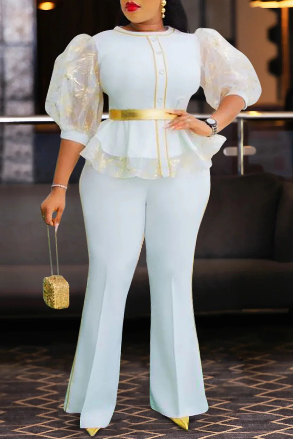 

Plus Size Mother Of The Bride White Elegant Round Neck Puff Sleeve Half Sleeve Ruffle See Through Two Piece Pant Sets