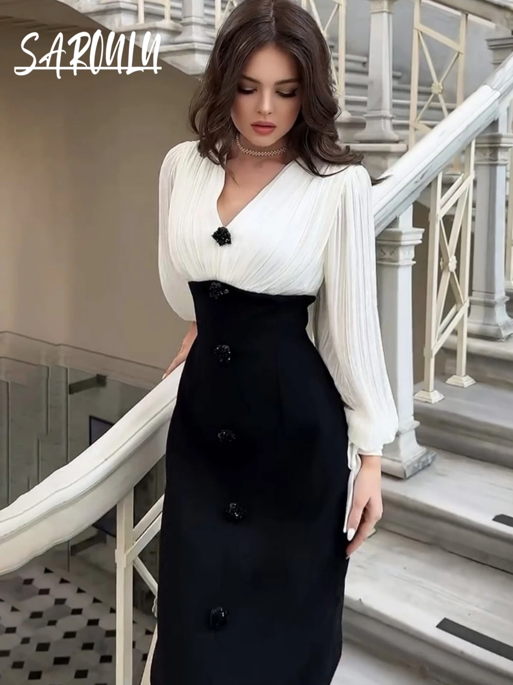 

Classy Contrast Color V Neck Evening Dress Popular On Duty Women Wear Front Slit Vintage Long Sleeves In Stock Cocktail Gown