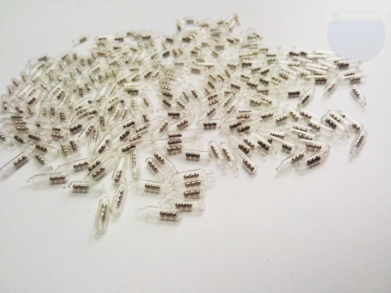 50pcs 4mm 3 balls Jig Fishing Lure Glass Rattles Insert Tube Rattles Shake Attract Fly Tie Tying Fishing rattle