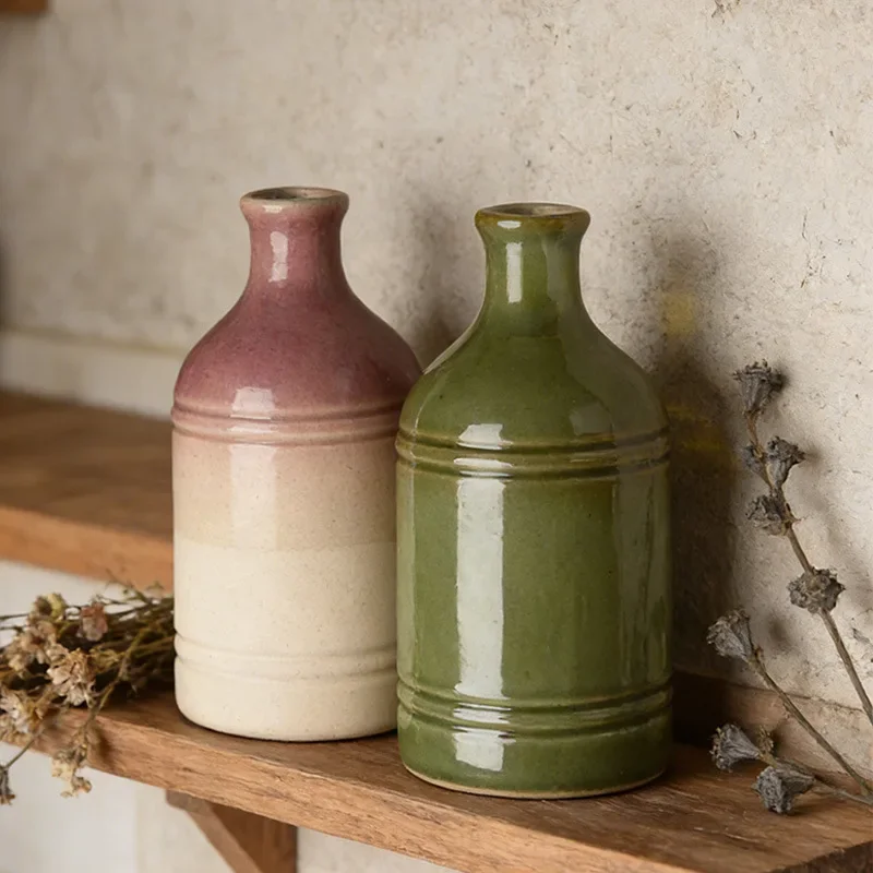 European Creative Retro Green Ceramic Olive Oil Bottle Stainless Steel Spout Kitchen Storage Supplies Seasoning Bottle