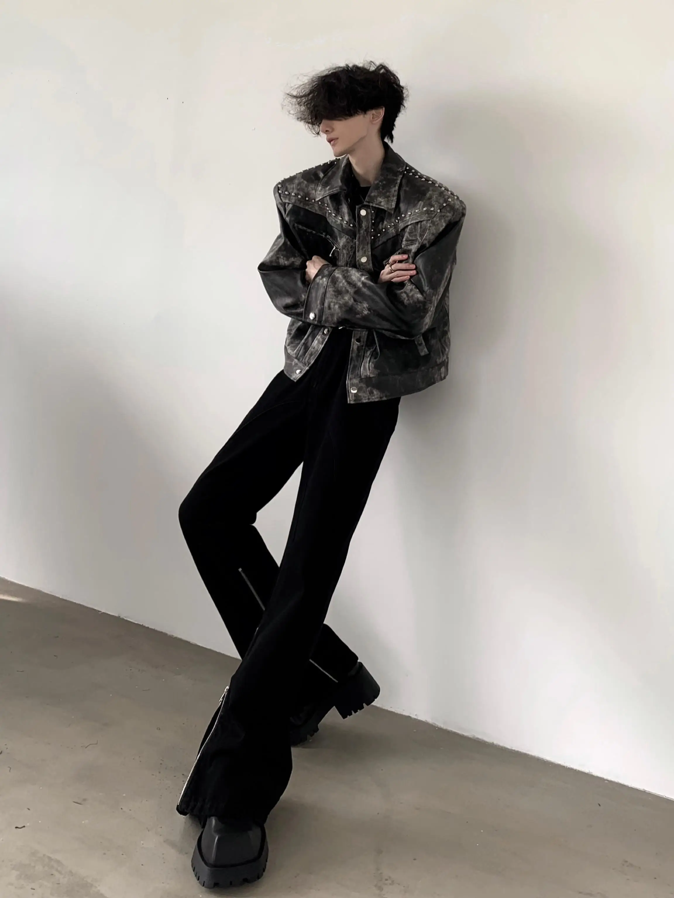 Autumn Mountain Wind Punk Rivet Design Biker Leather Jacket Men's American Retro Shoulder Pad Jacket Coat Youth Casual Fashion