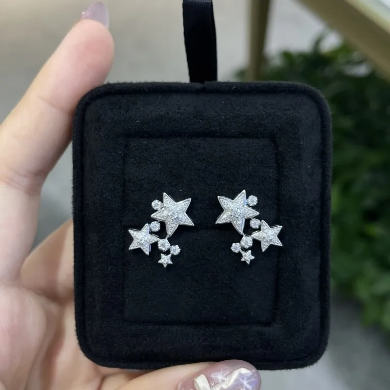 

Follow Cloud Total 0.36ct Star Full Moissanite Stud Earrings for Women 925 Sterling Silver 18K White Gold Plated Lady Earrings