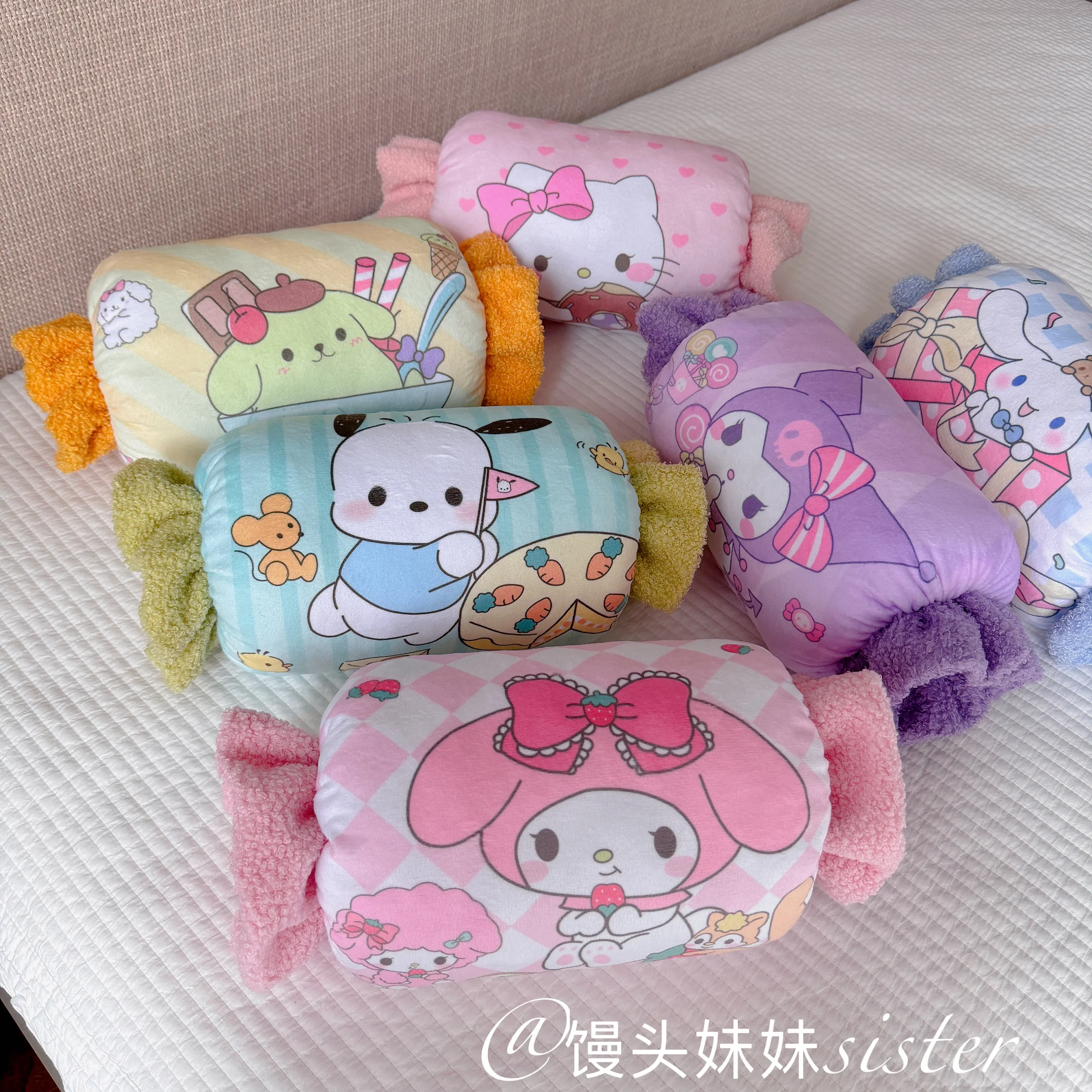 Sanrio Comfortable Warm Hand Pillow Stuffed Anime Hand Rest Plushies Winter Nap Pillow Japanese Style Candy Shape Plush Toy Girl