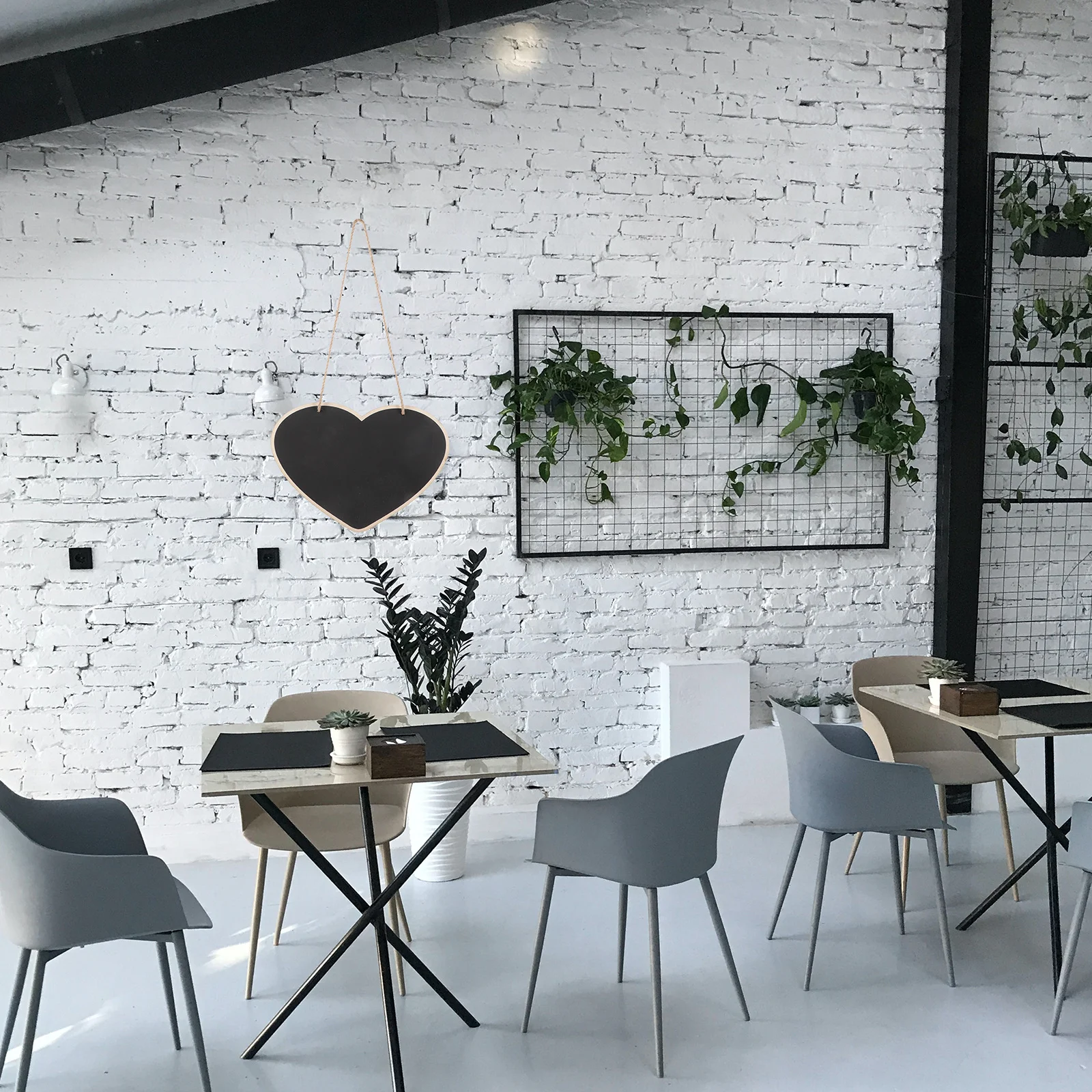 

1 pcs Heart Shaped Black Chalkboard Wooden Hanging Message Board For Home Office Wedding Party Decor Memo Board Notice Sign