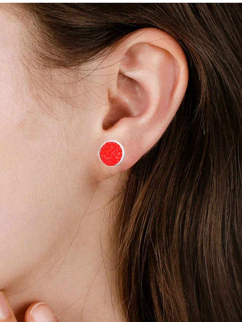 Pendientes de tuerca de moda coreana Simple para mujer, Color plateado, tendencia 2024, botón redondo, diamantes de imitación, Piercing de oreja,