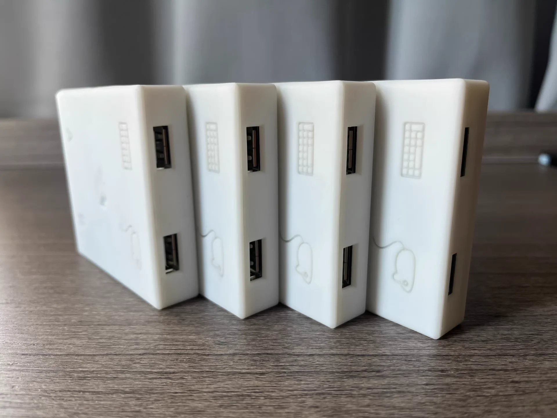 محول مفتاح DeskHop USB KVM جهاز تبديل سطح المكتب السريع لنظام التشغيل Linux/MacOS/Windows Share Mouse ومحول لوحة المفاتيح للكمبيوتر الشخصي