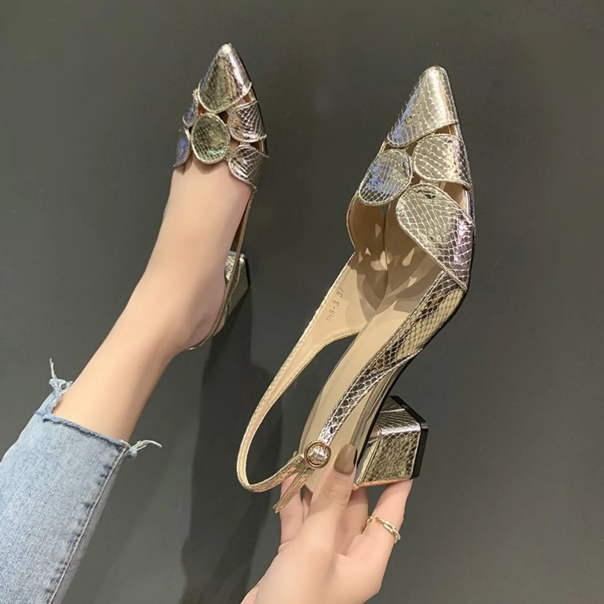 One Line Buckle, Shallow Cut, High Heeled Women\'s Shoes, Summer 2024, Wrapped Sandals, Casual Workplace, Luxury Shoes China