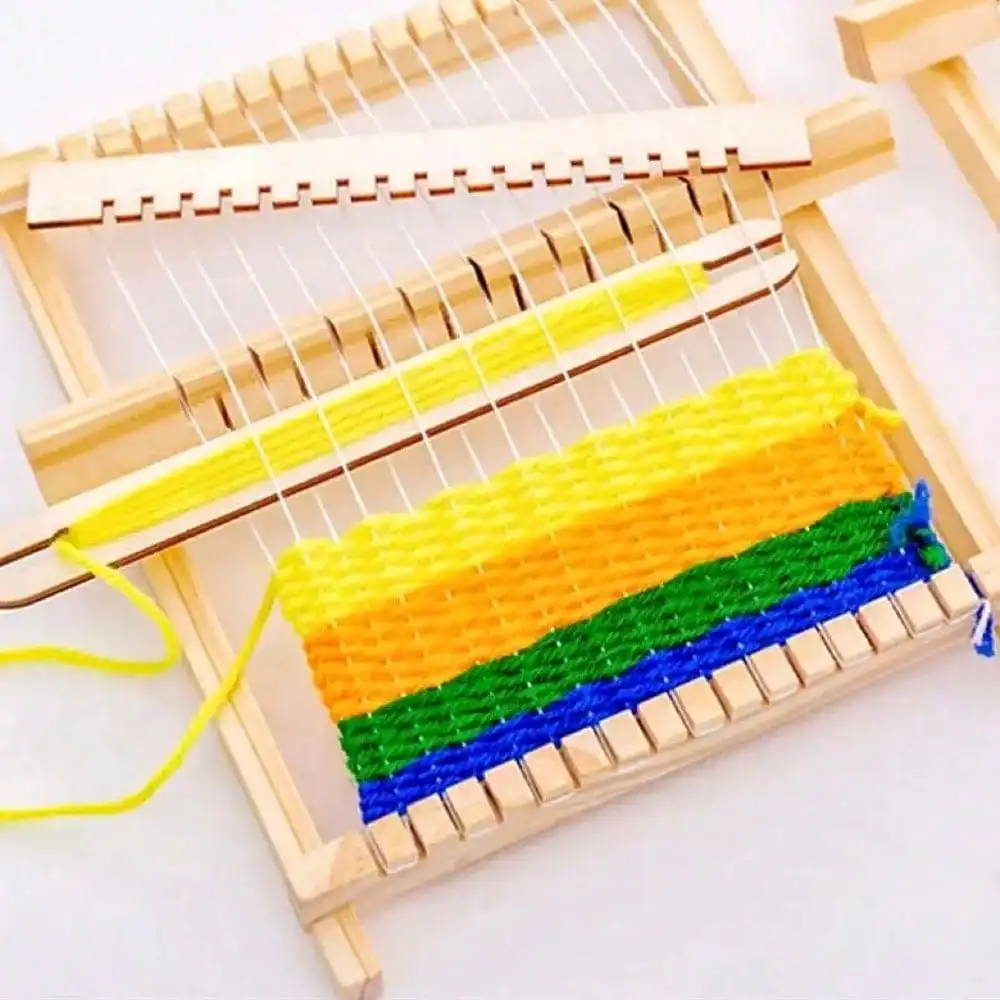 Small Wooden Weaving Loom Kit DIY Traditional Wooden Weaving Toy Loom Handmade Knitting Machine With Accessorie