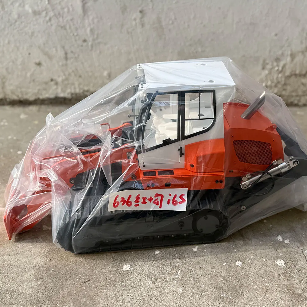 

1/14 RC Hydraulic Loader Model