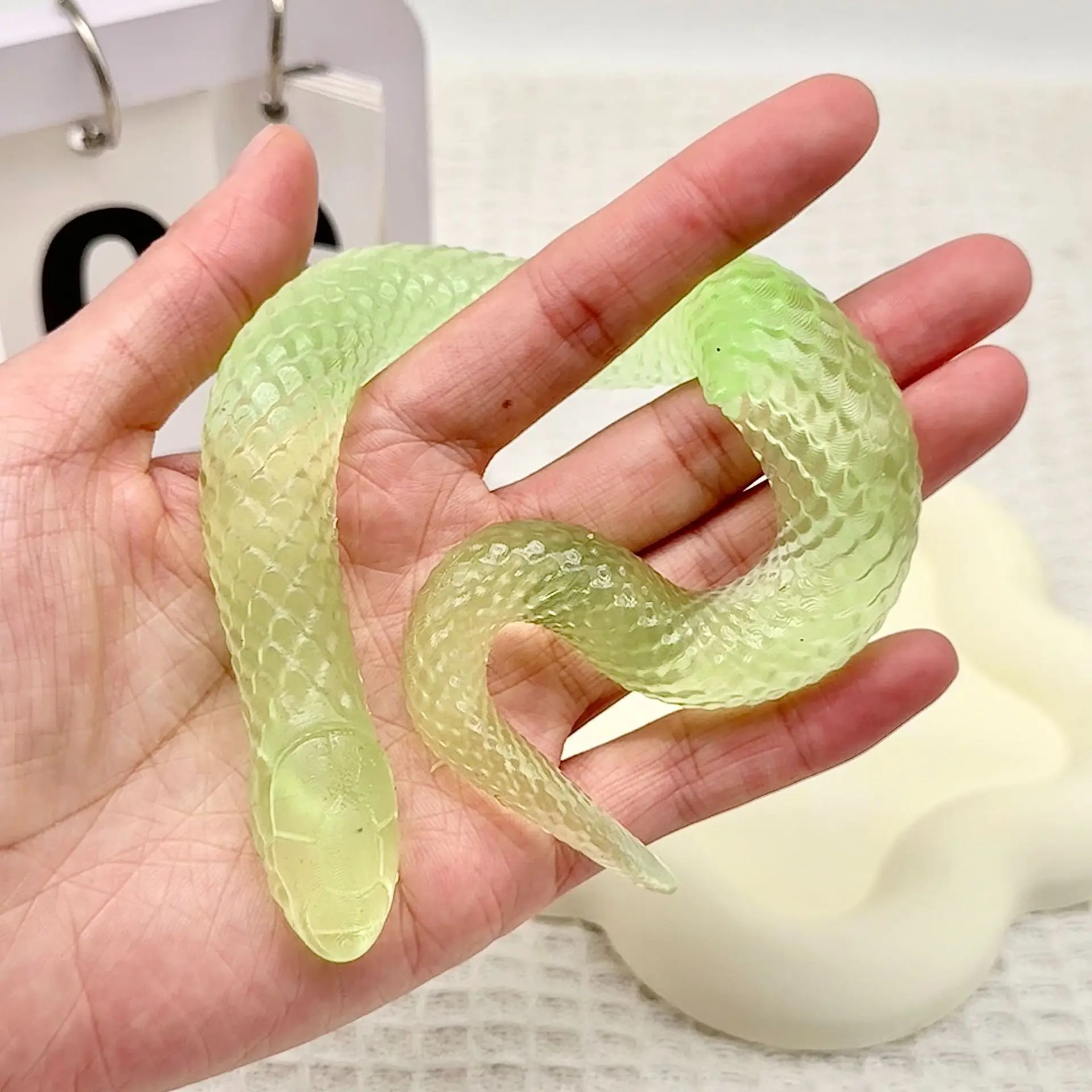 Squishy Snake Stress Ball Stretchy Fidget Toy for Adults Kids, Squishies Hand Therapy Sensory Toys for Anxiety Relief ADHD Gifts