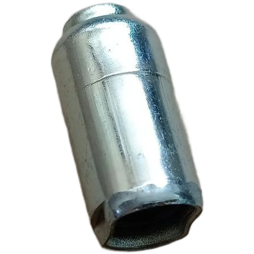 Oil Pressure Regulator Relief Valve for Nissan Armada for frontier Rogue Titan with OEM Number 1524143U0A Metal Part